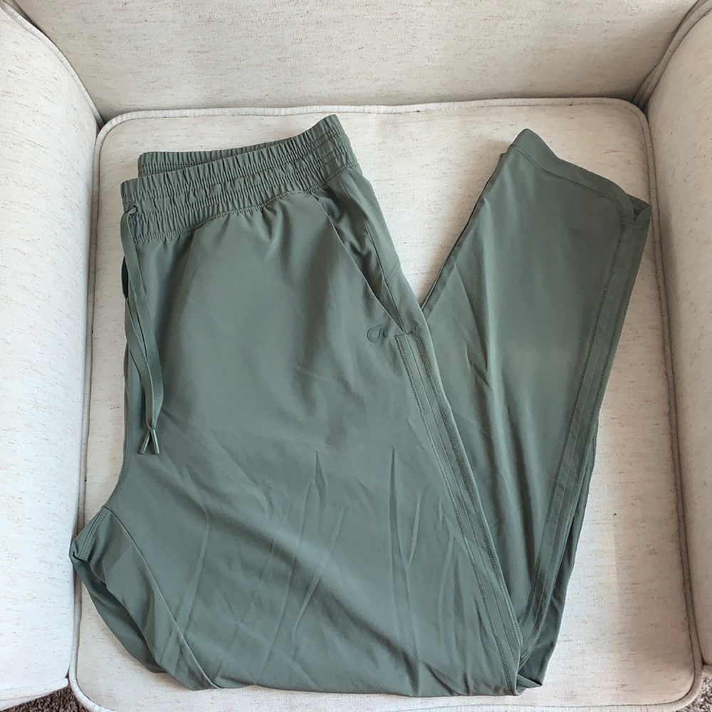 PRICE REDUCED!!! GAP FIT Joggers
